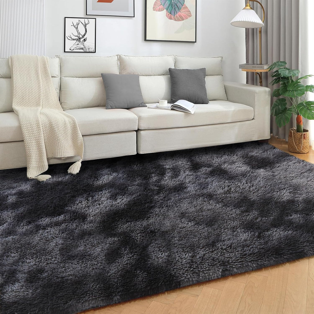 Dark grey fluffy shaggy tie-dye rug – view 2
